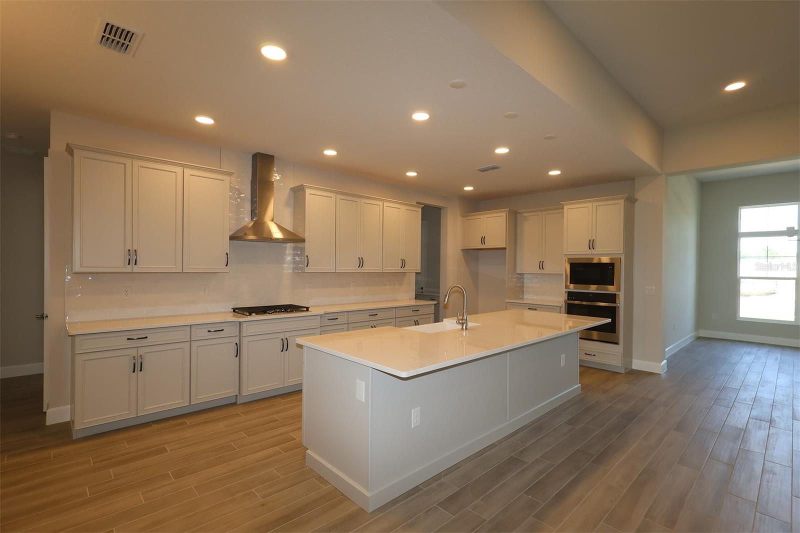 3177 Wolf Lake Avenue, FL
