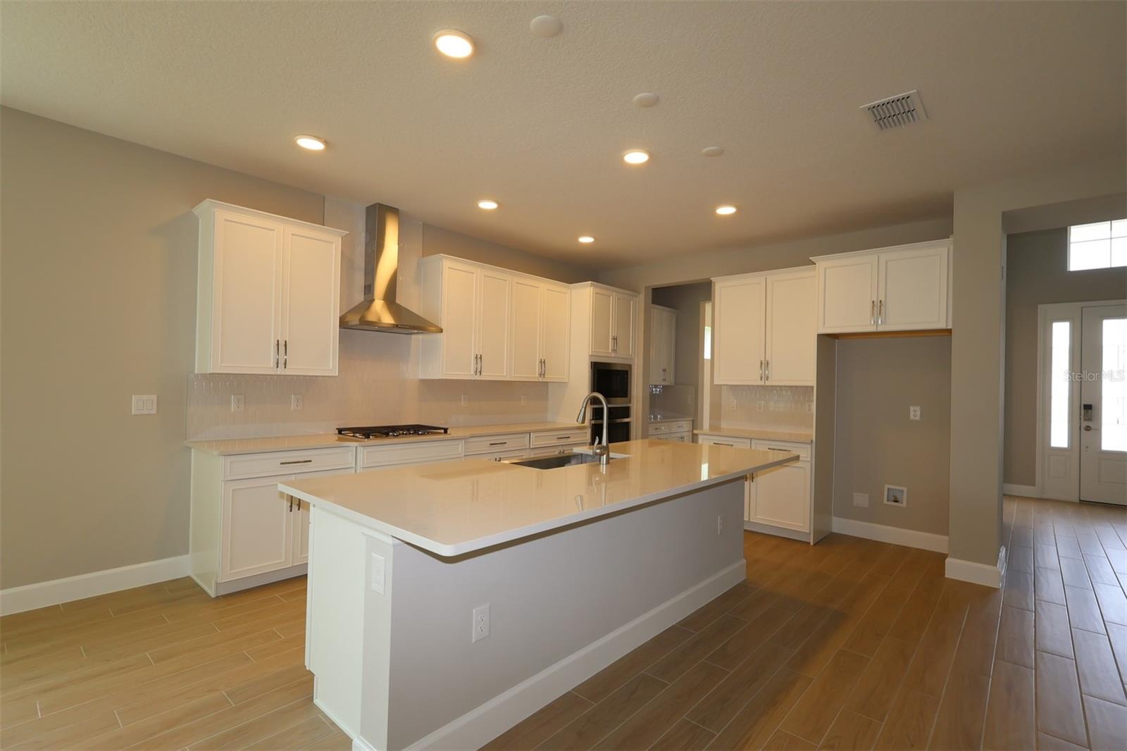 3318 Wolf Lake Avenue, FL