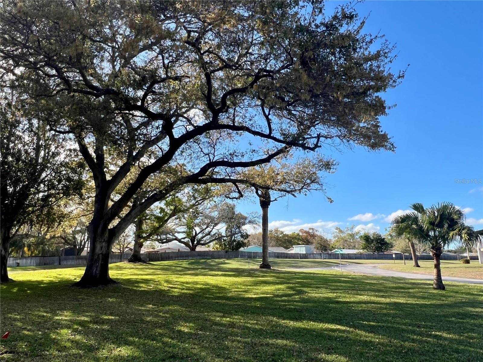 1185 Mission Circle, FL