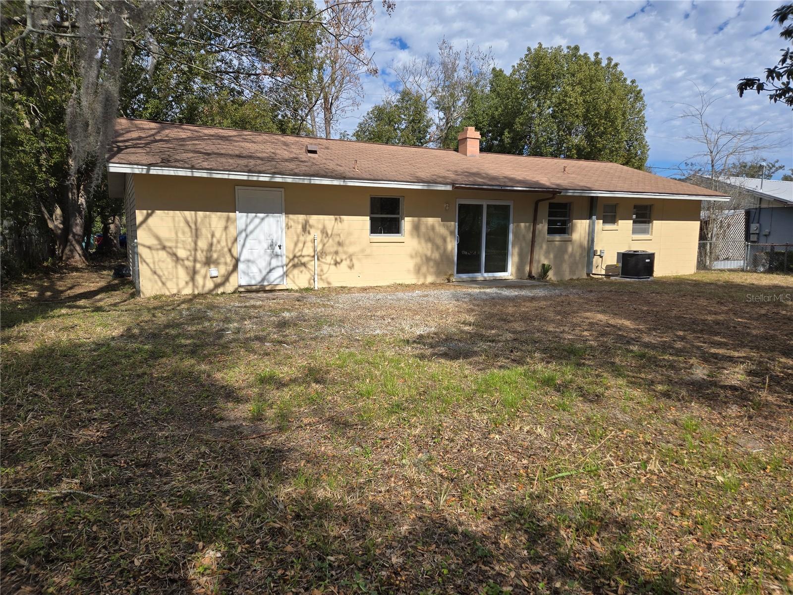 2204 6th Street, FL