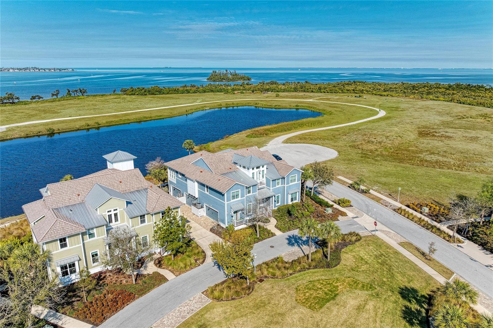 226 Sapphire Lake Drive, FL