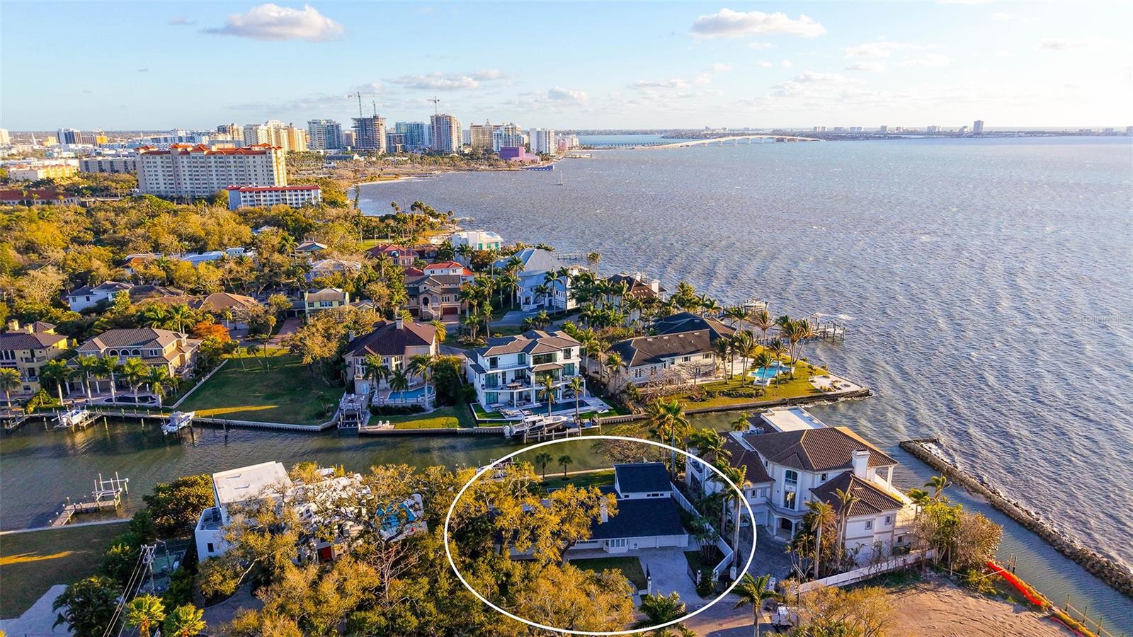 940 Alameda Way, FL