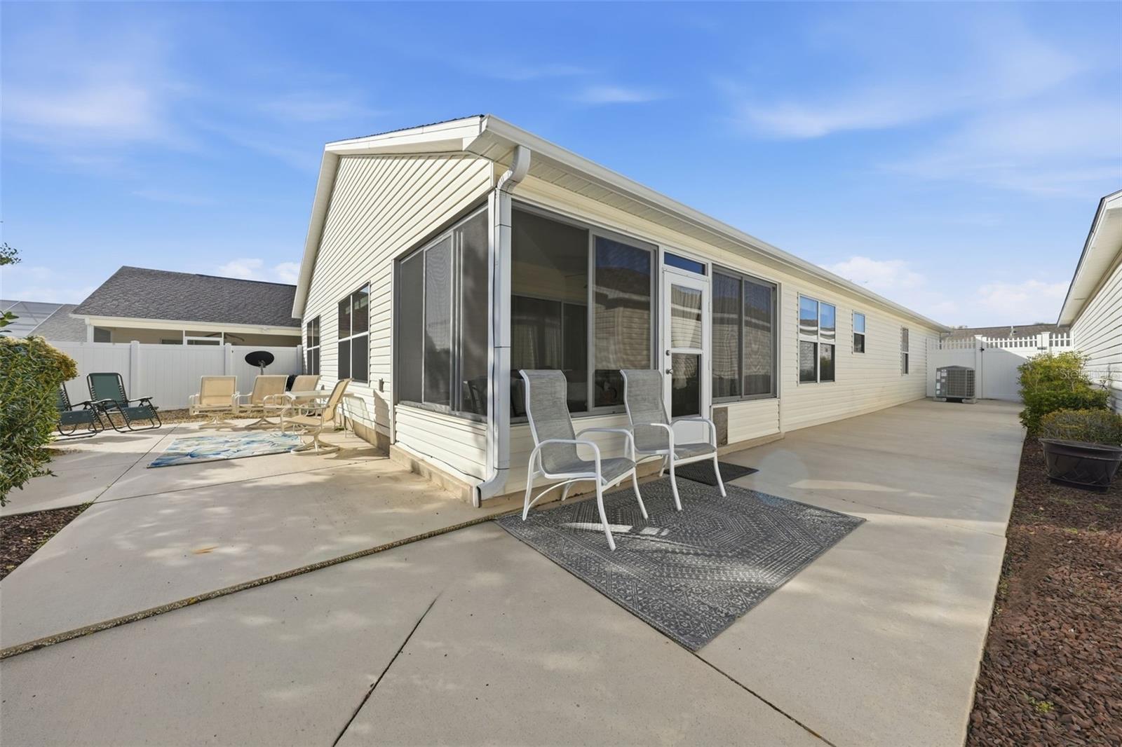 2311 Crestview Street, FL