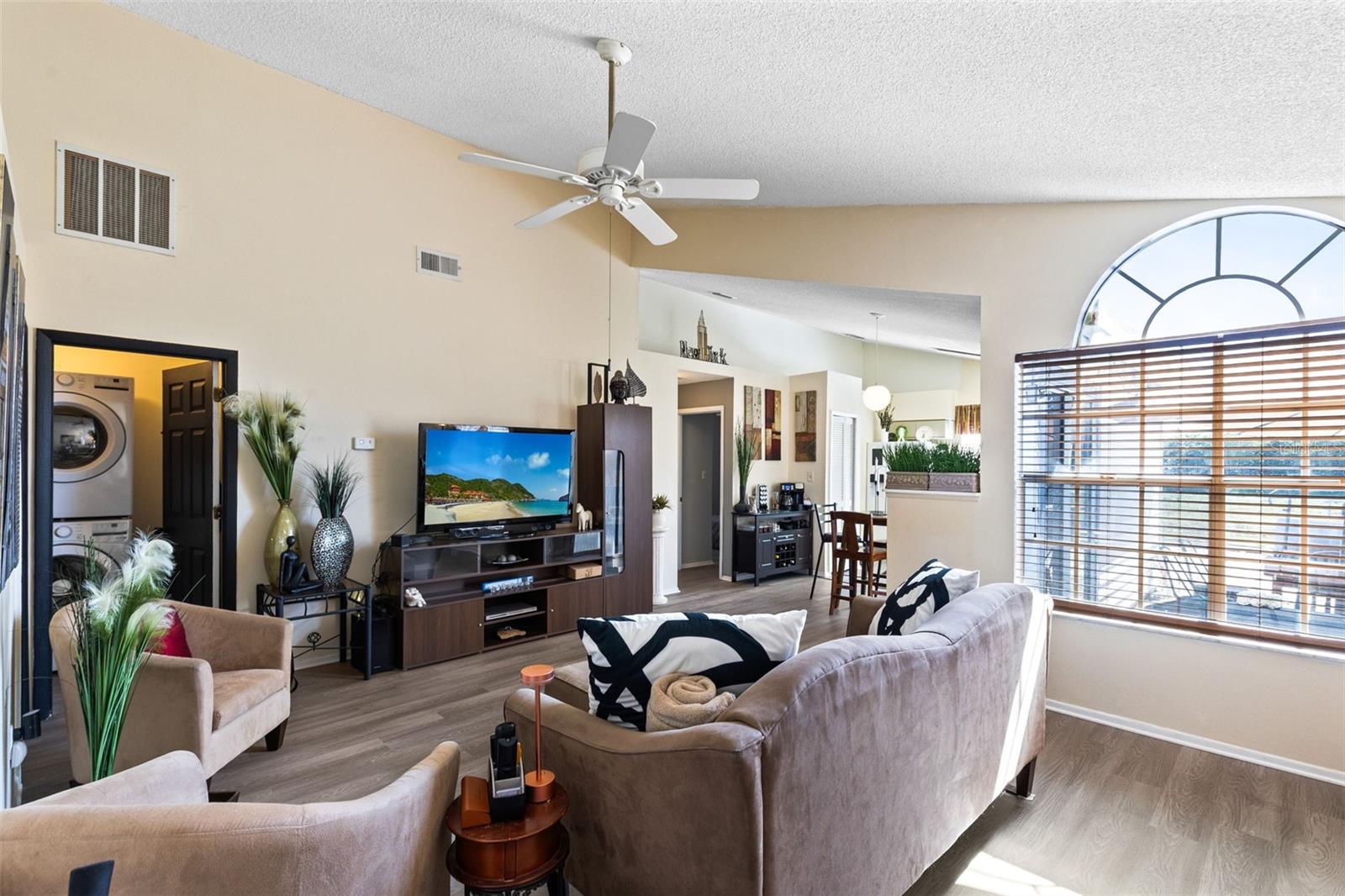 9808 Surrey Ridge Road, FL