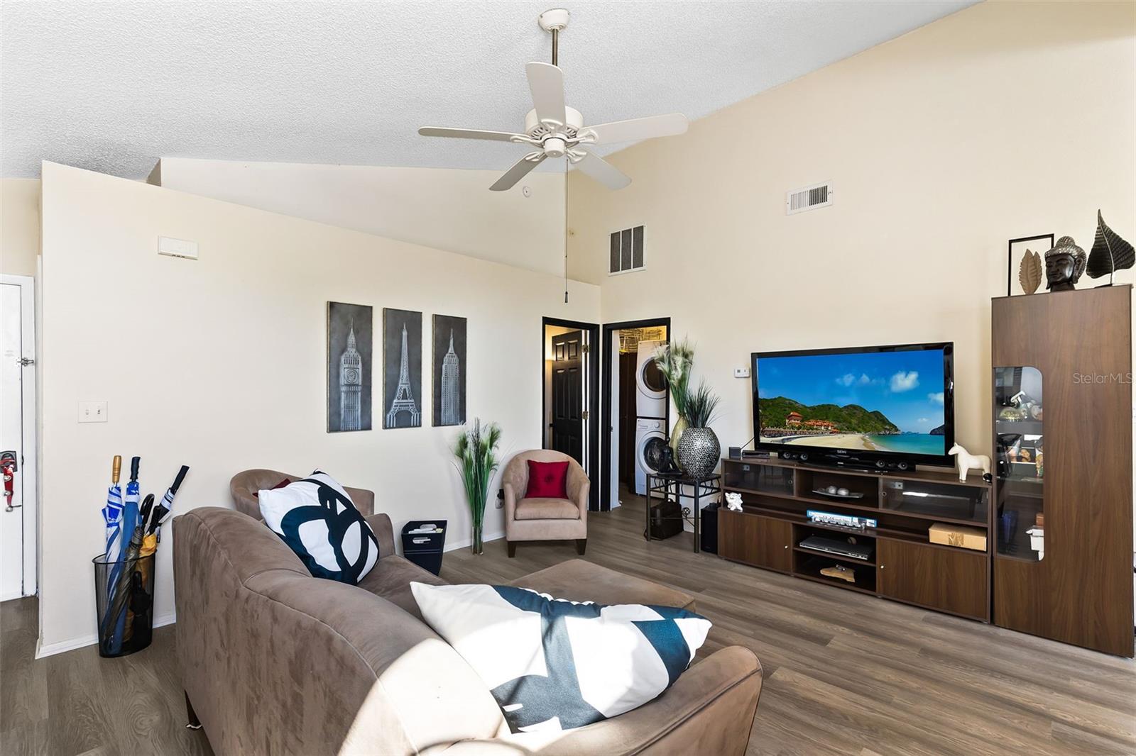 9808 Surrey Ridge Road, FL