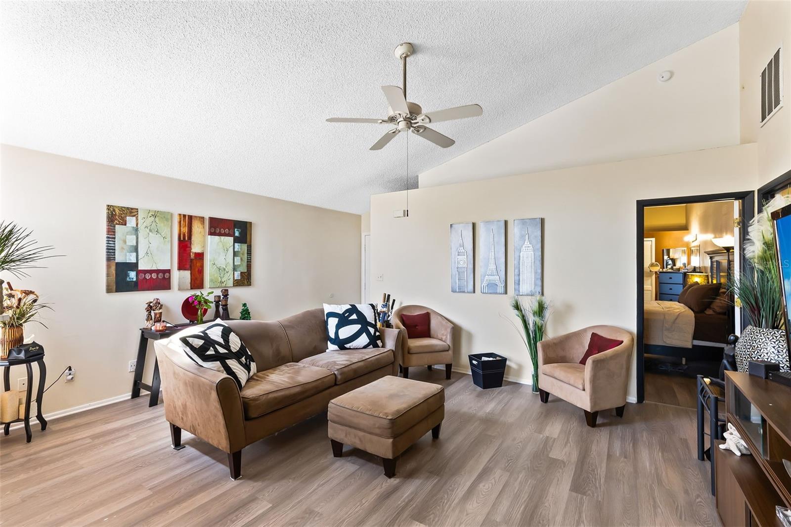 9808 Surrey Ridge Road, FL