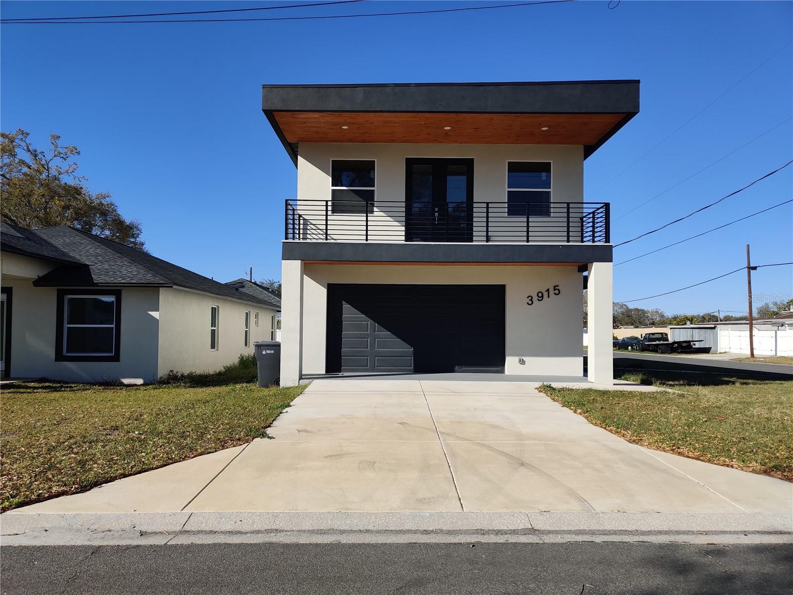 3915 Robson Street, FL