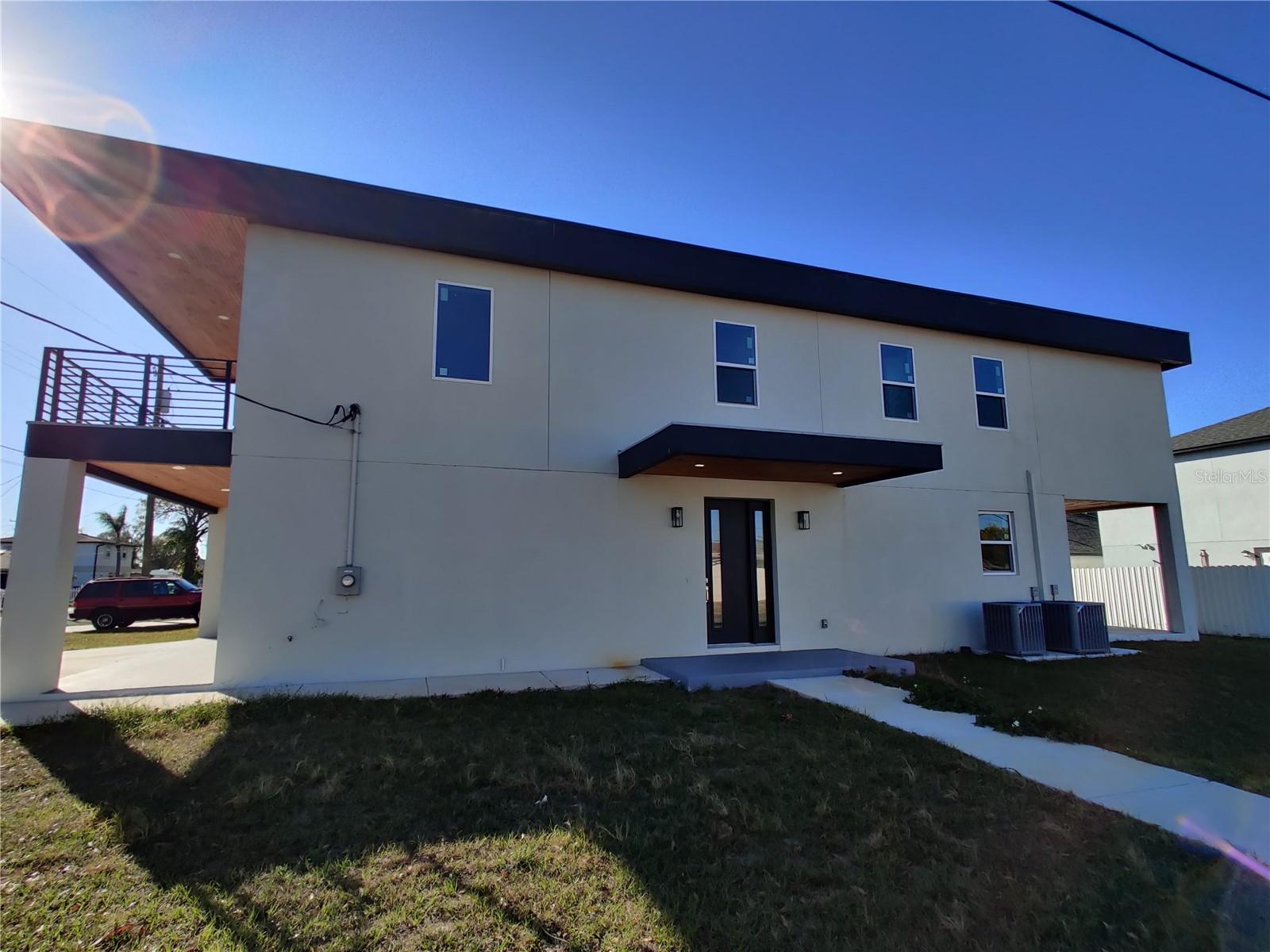 3915 Robson Street, FL