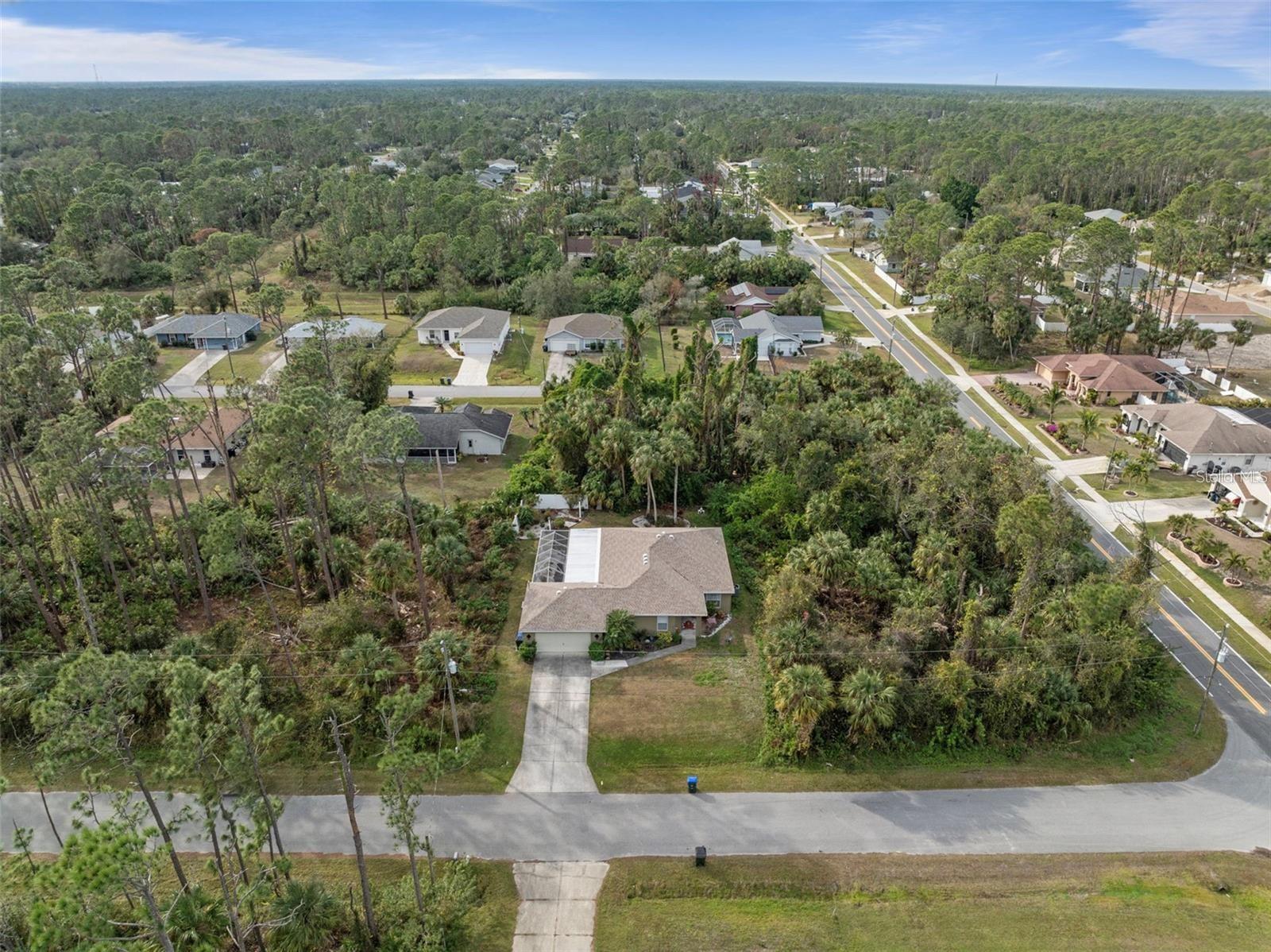 3953 Vehlin Street, FL