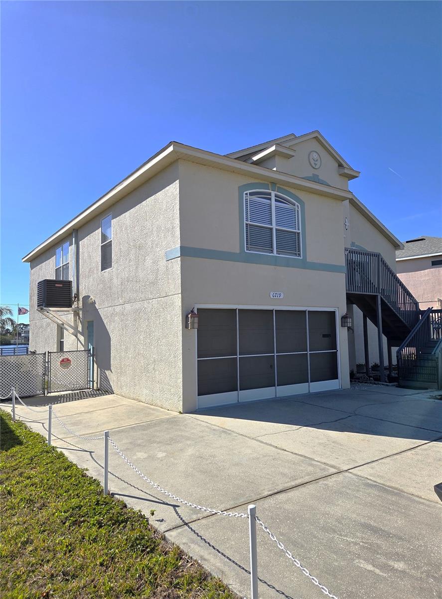 6719 Manor Beach, FL