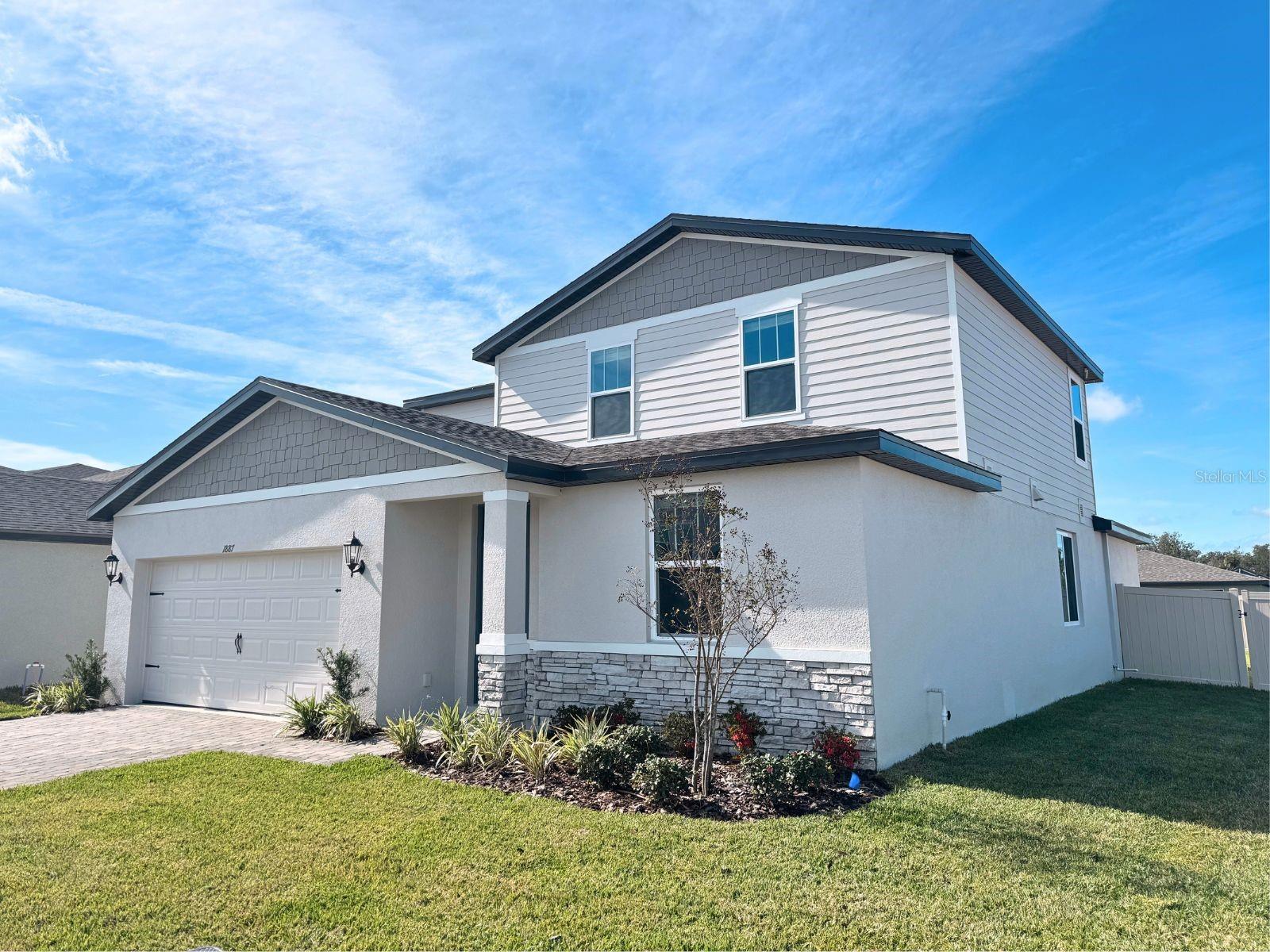 1887 Draughton Drive, FL