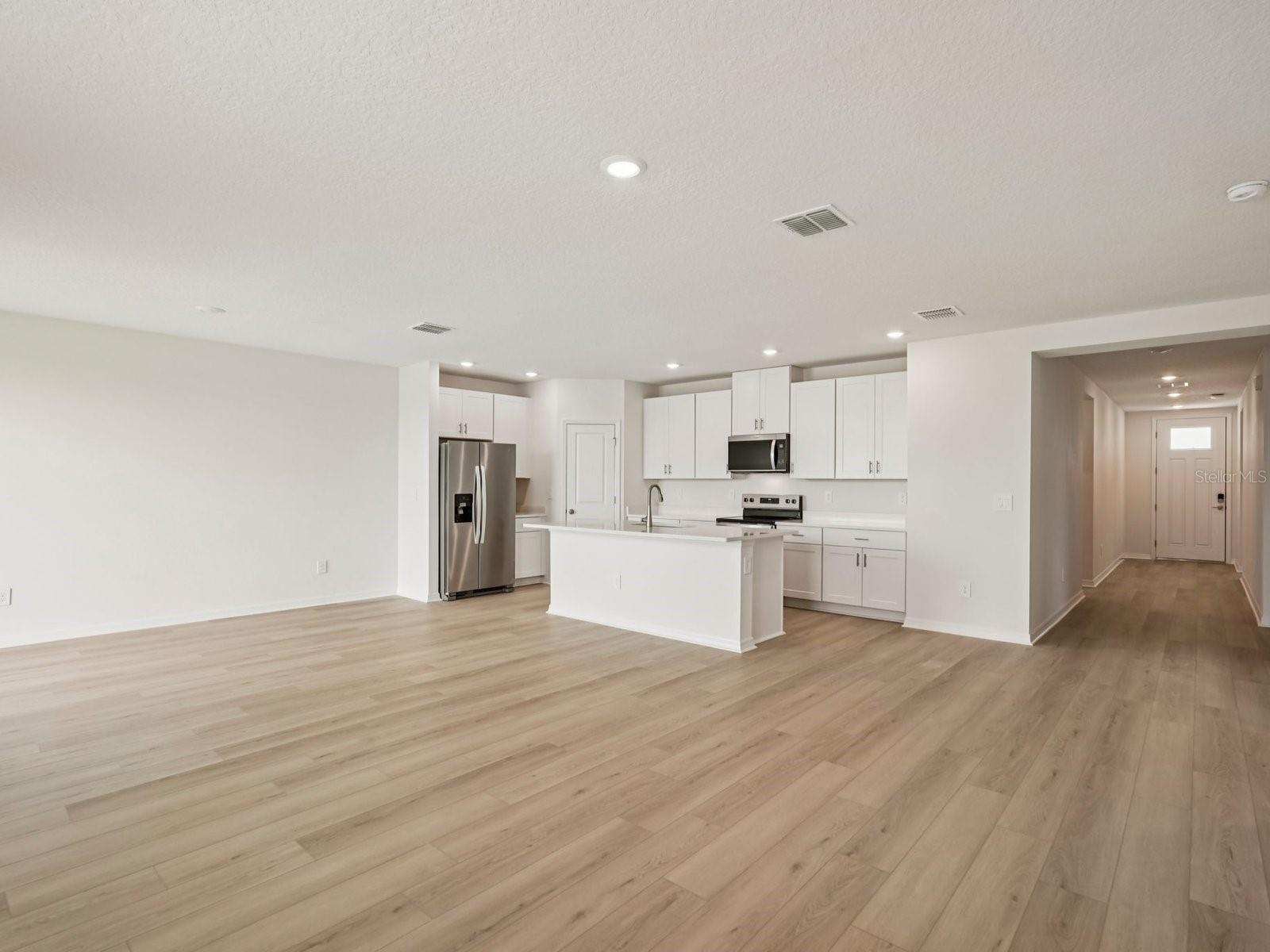 10432 Abundance Grove Way, FL