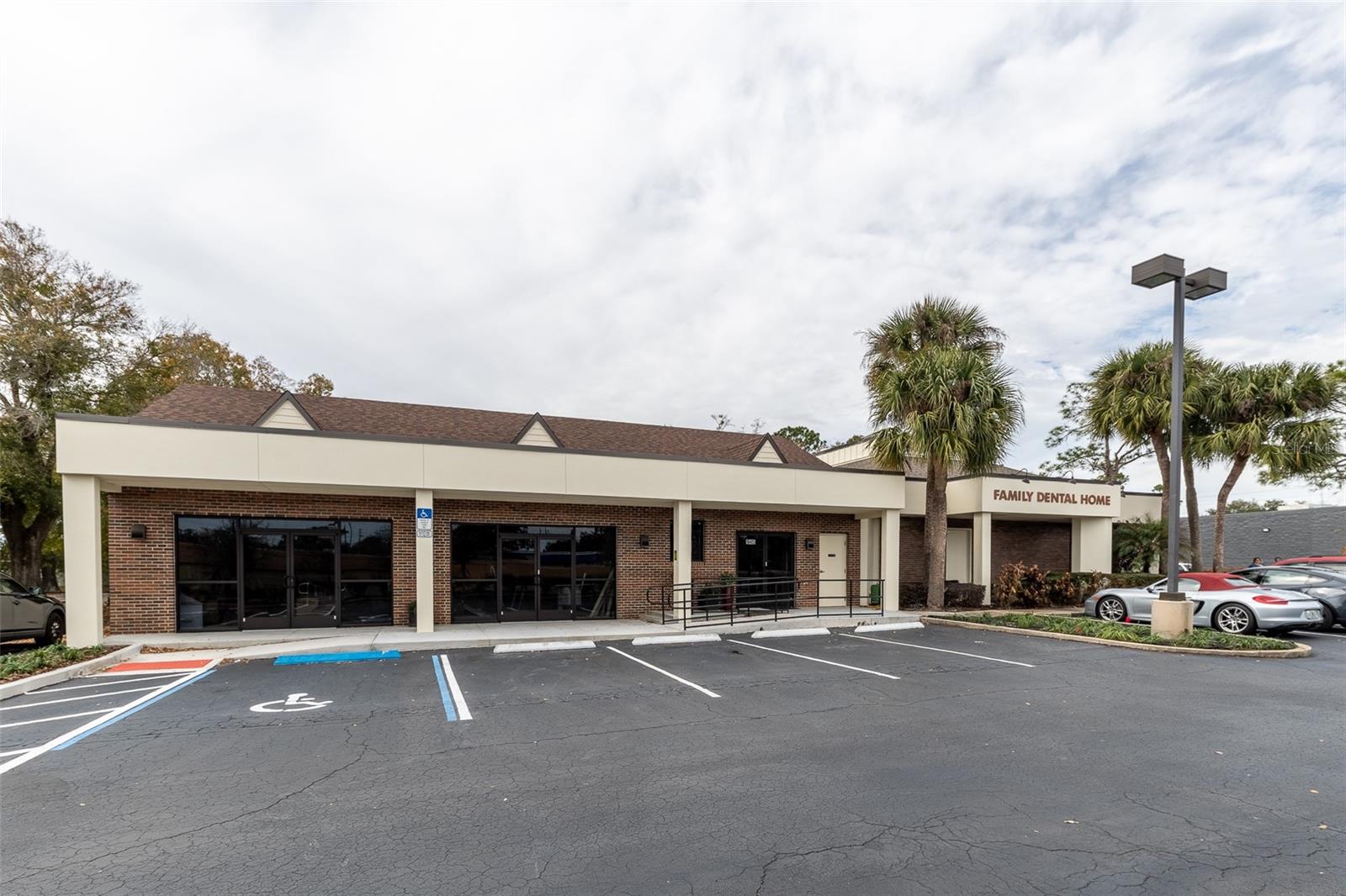 945 State Road 436, FL