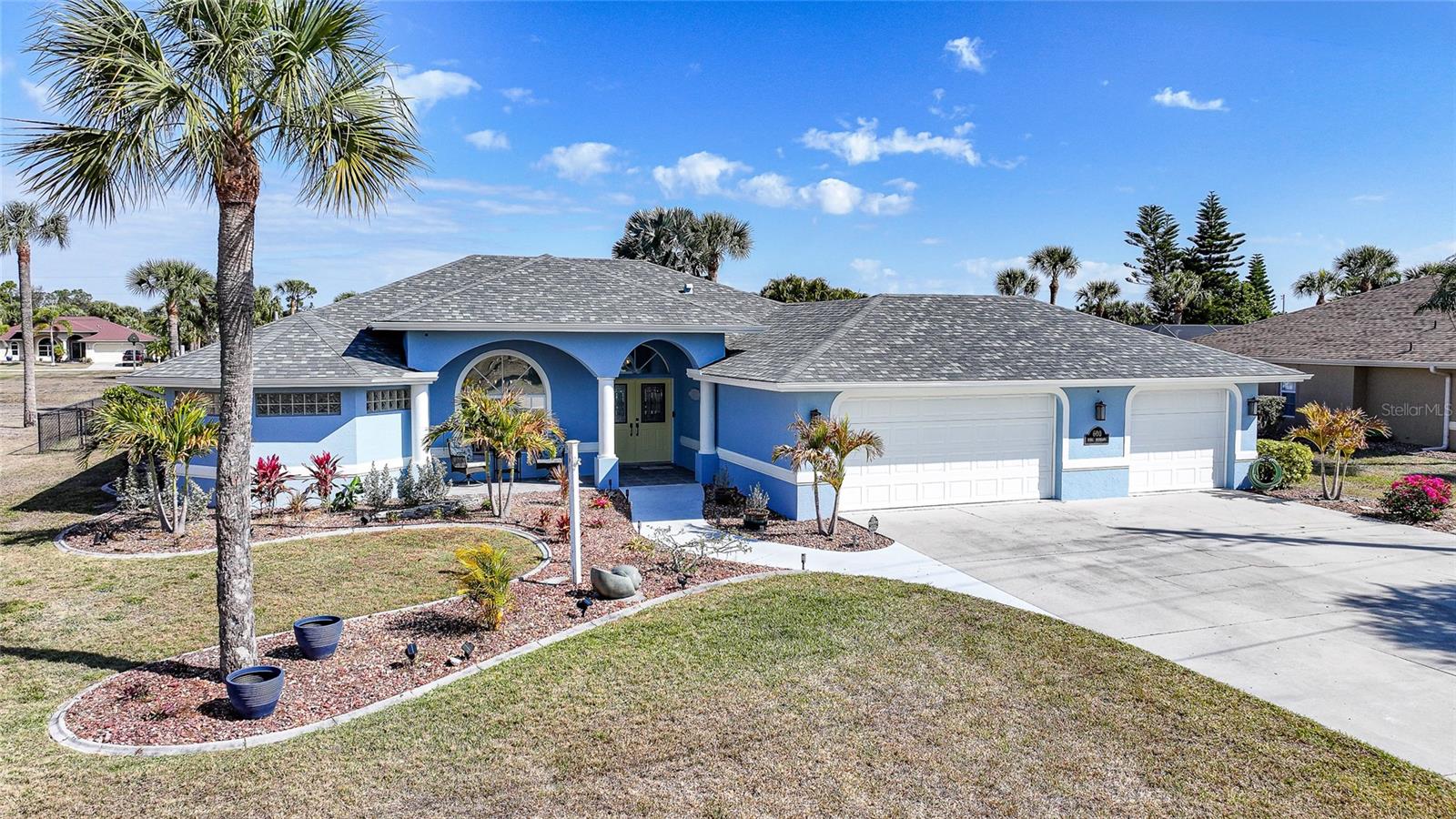600 Royal Poinciana, FL