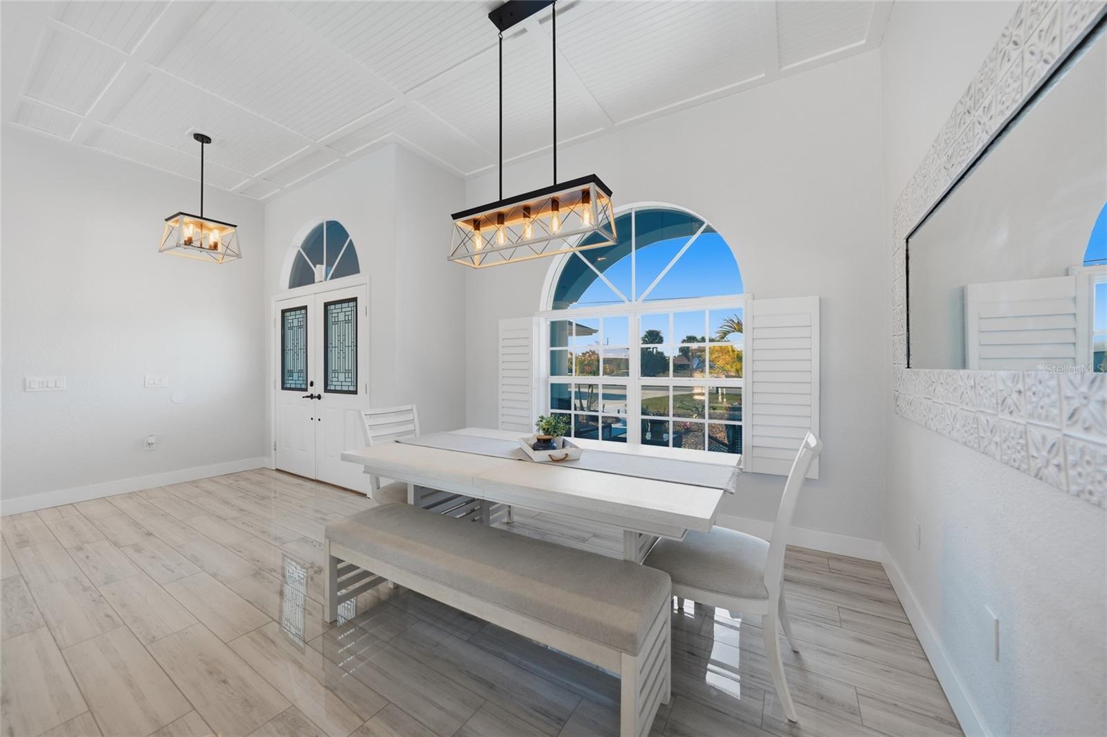 600 Royal Poinciana, FL