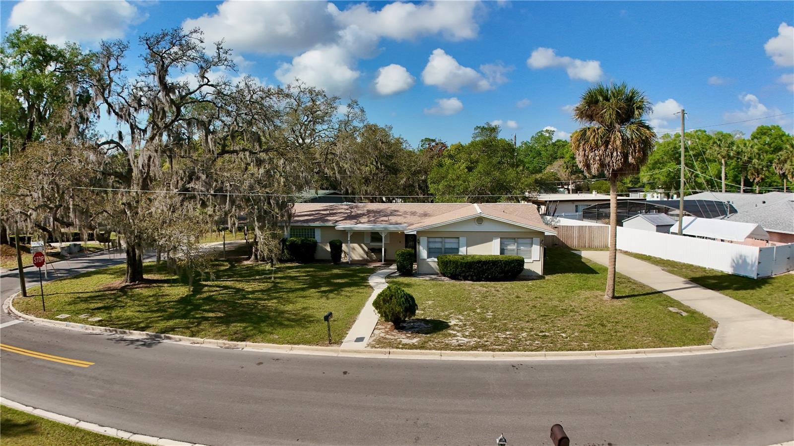 2208 Community Way, FL