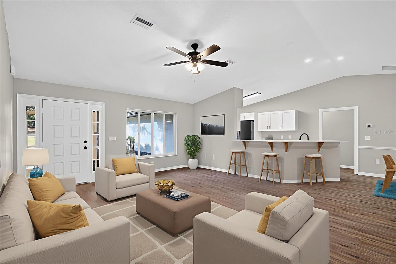 1139 Mckinley Street, FL