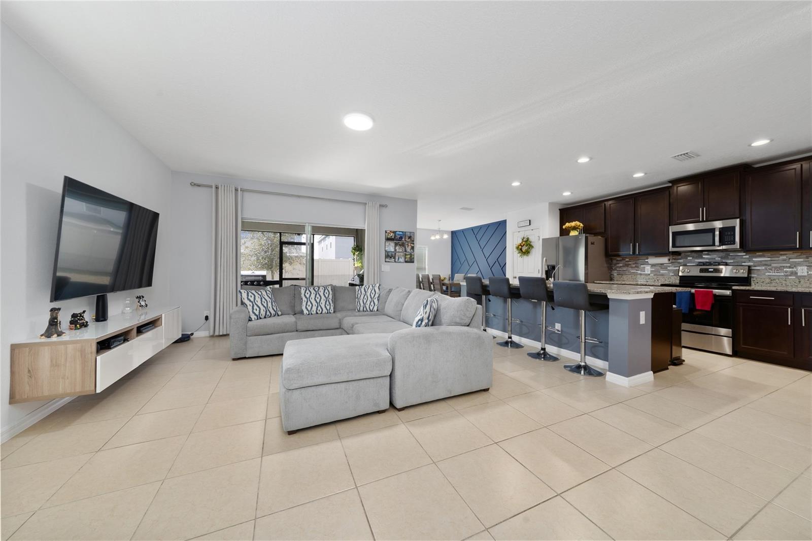 454 Annabelle Way, FL