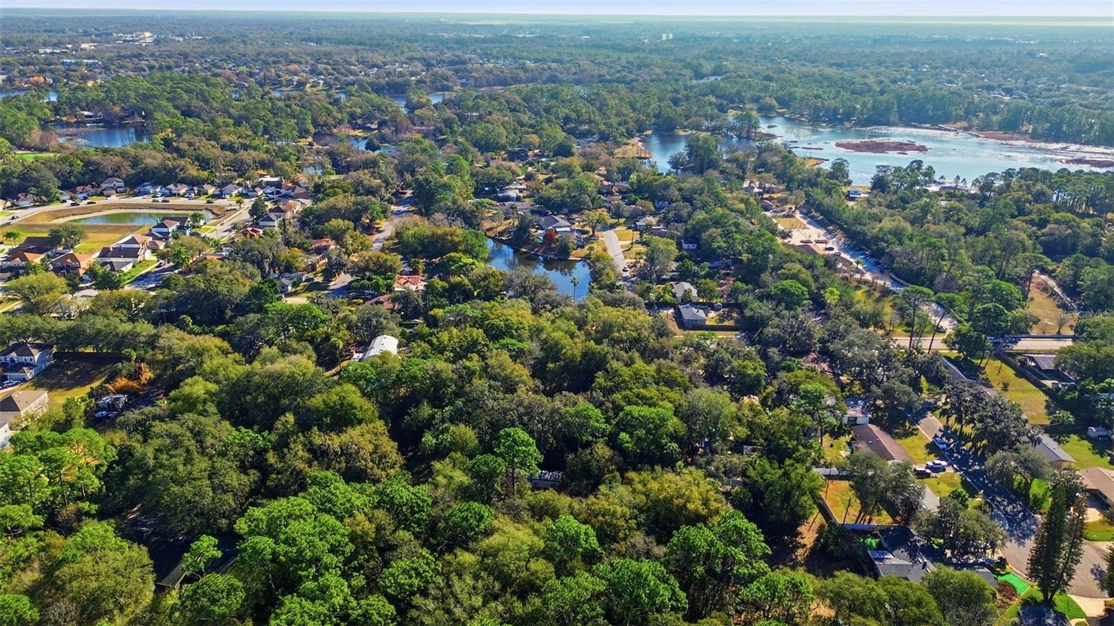 932 Country Club Road, FL