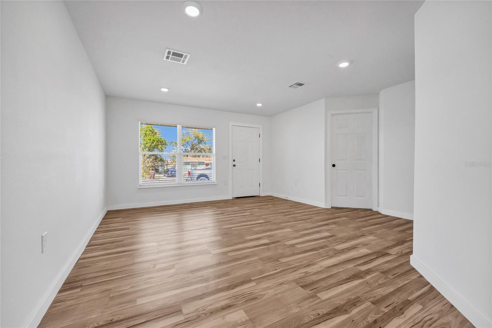 701 Claude Holmes Sr Avenue, FL