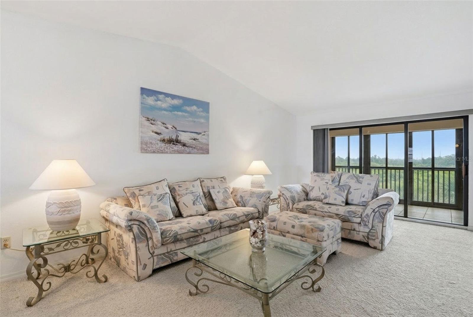175 Kings Highway, FL