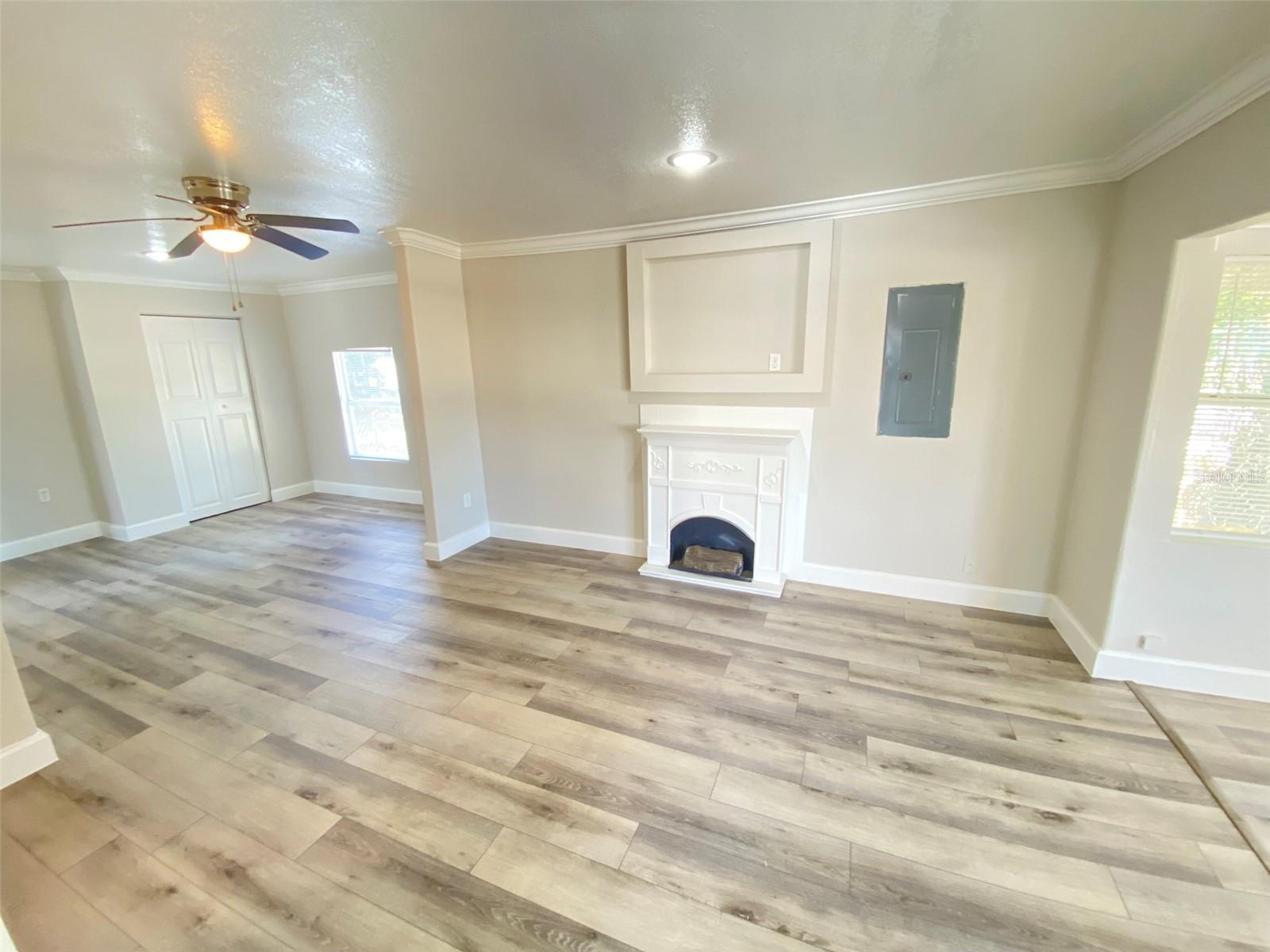 812 Livingston Street, FL