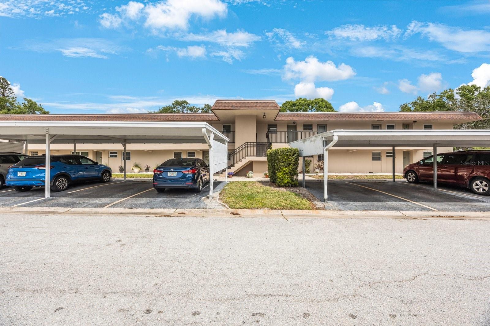 9945 47th Ave N, FL