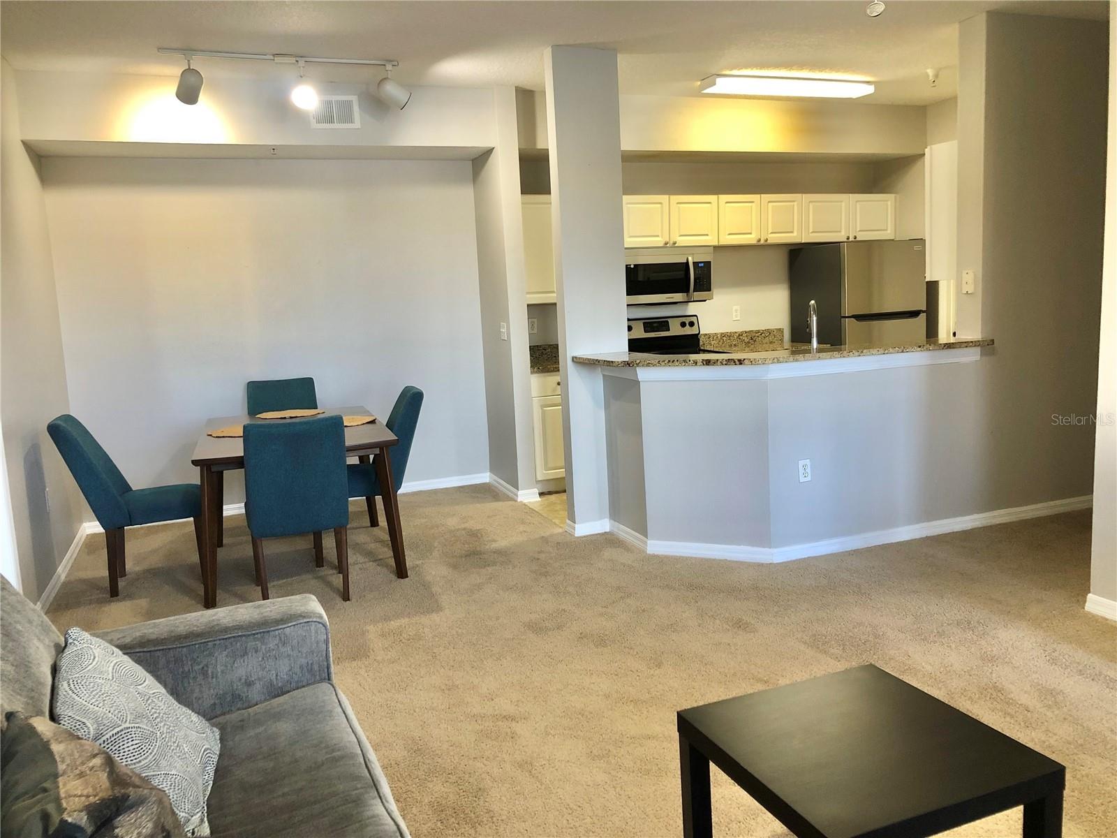 5542 Metrowest Boulevard, FL