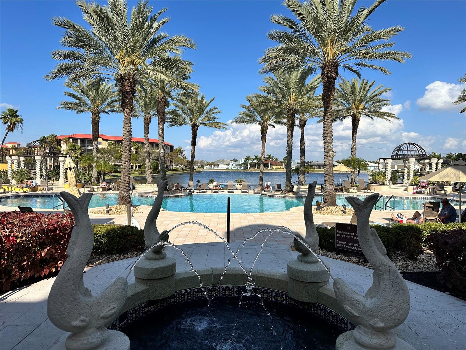 98 Vivante Boulevard, FL