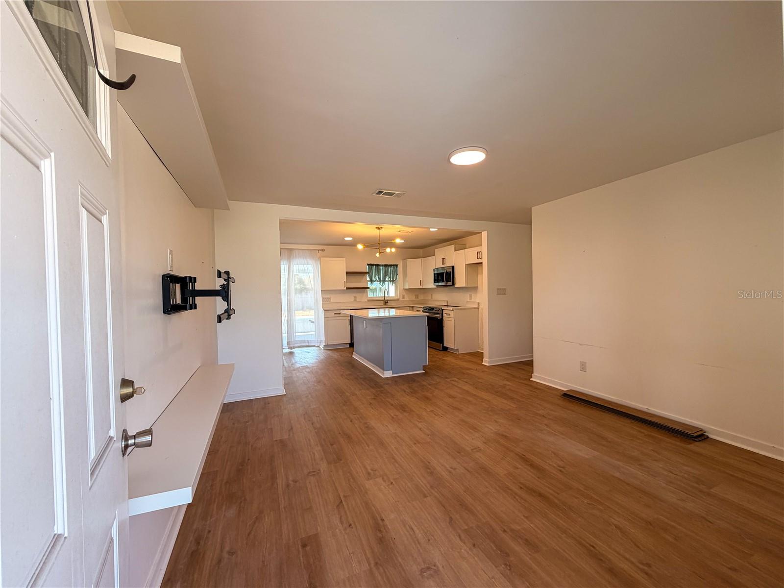509 Clayton Circle, FL