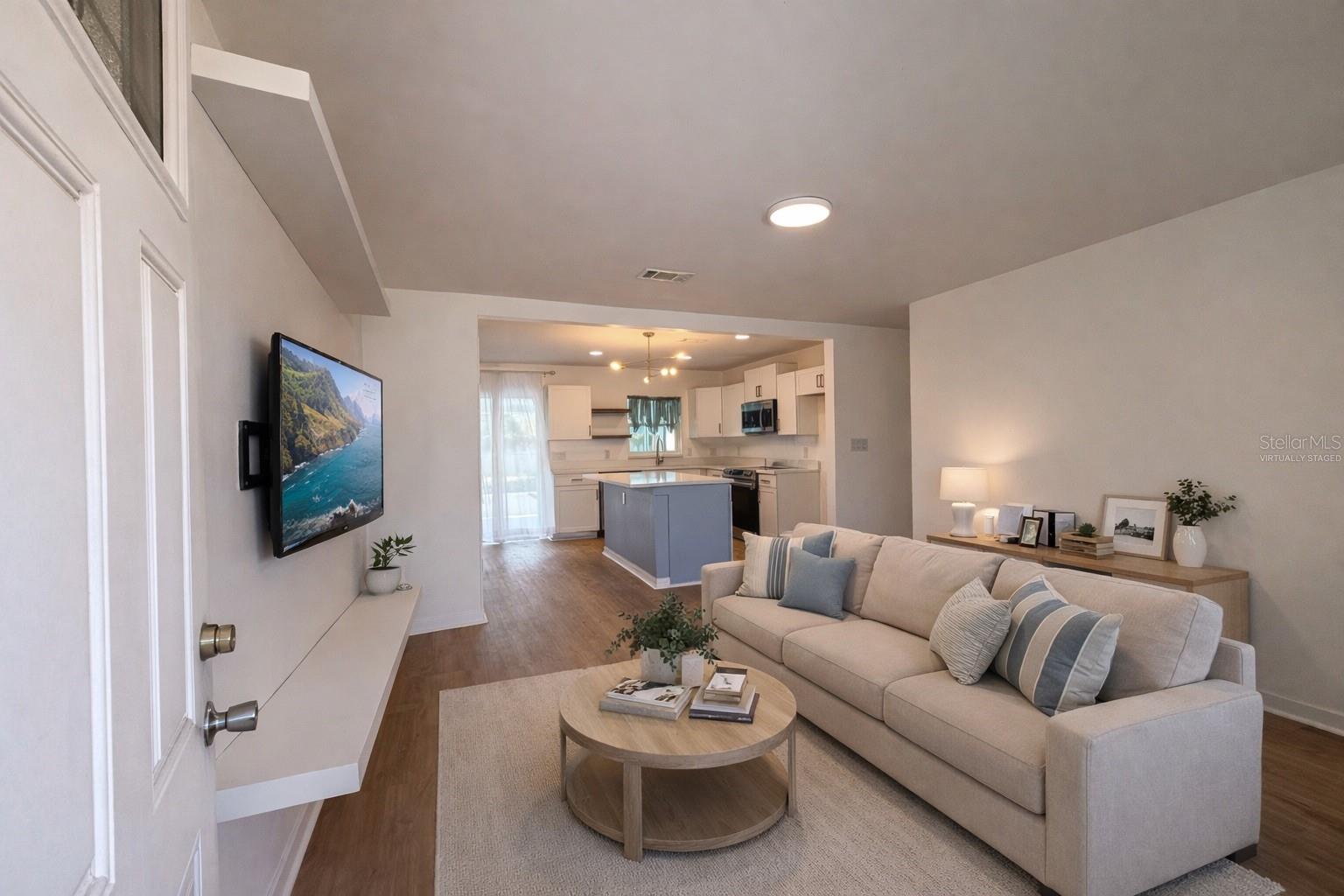 509 Clayton Circle, FL