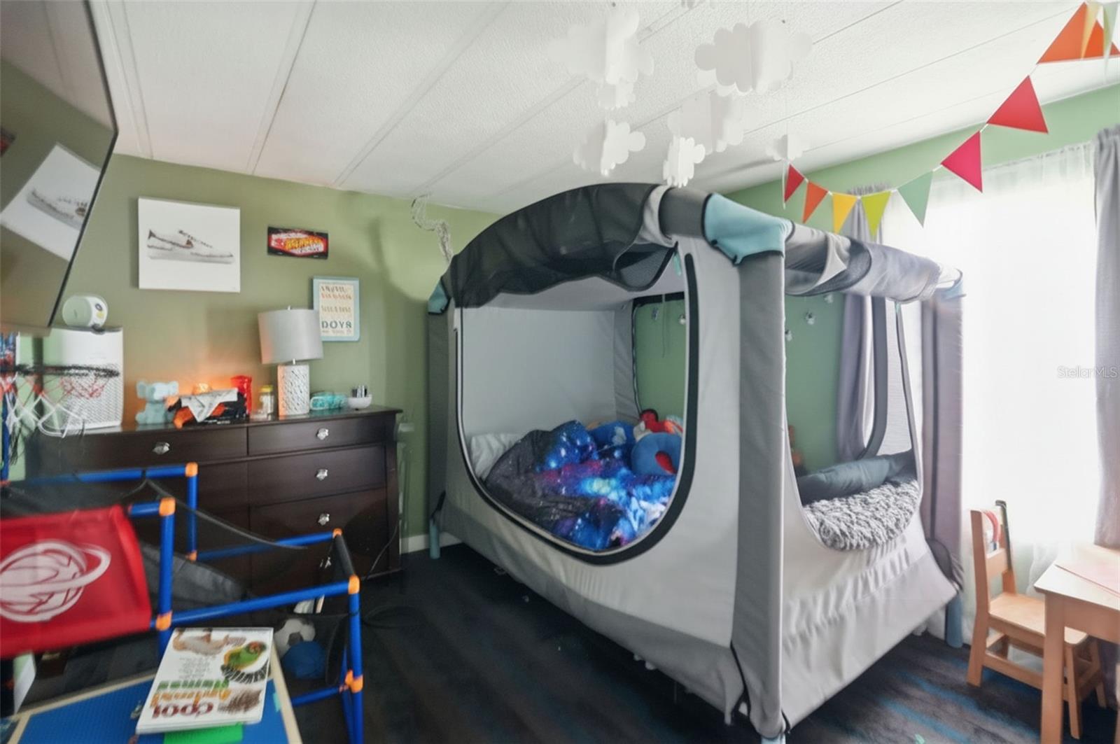 8604 Cameo Drive, FL