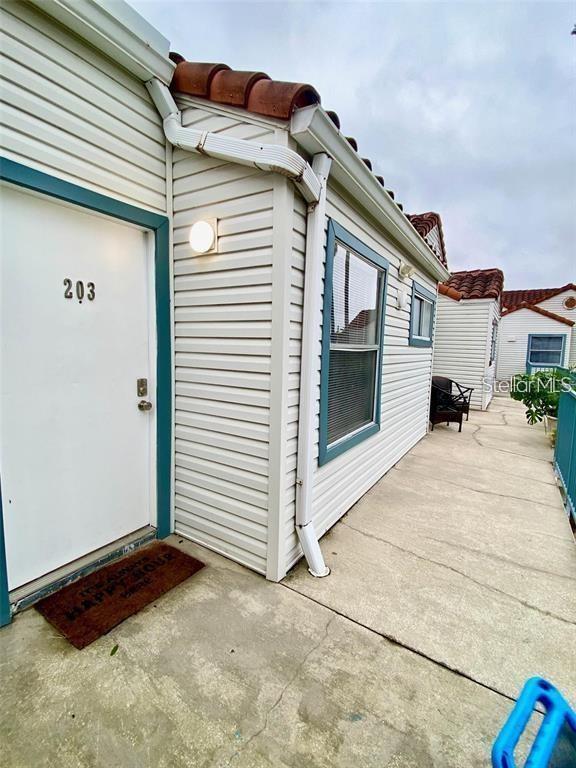 2500 Woodgate Boulevard, FL