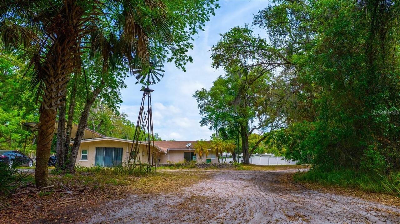 530 Webster Street, FL