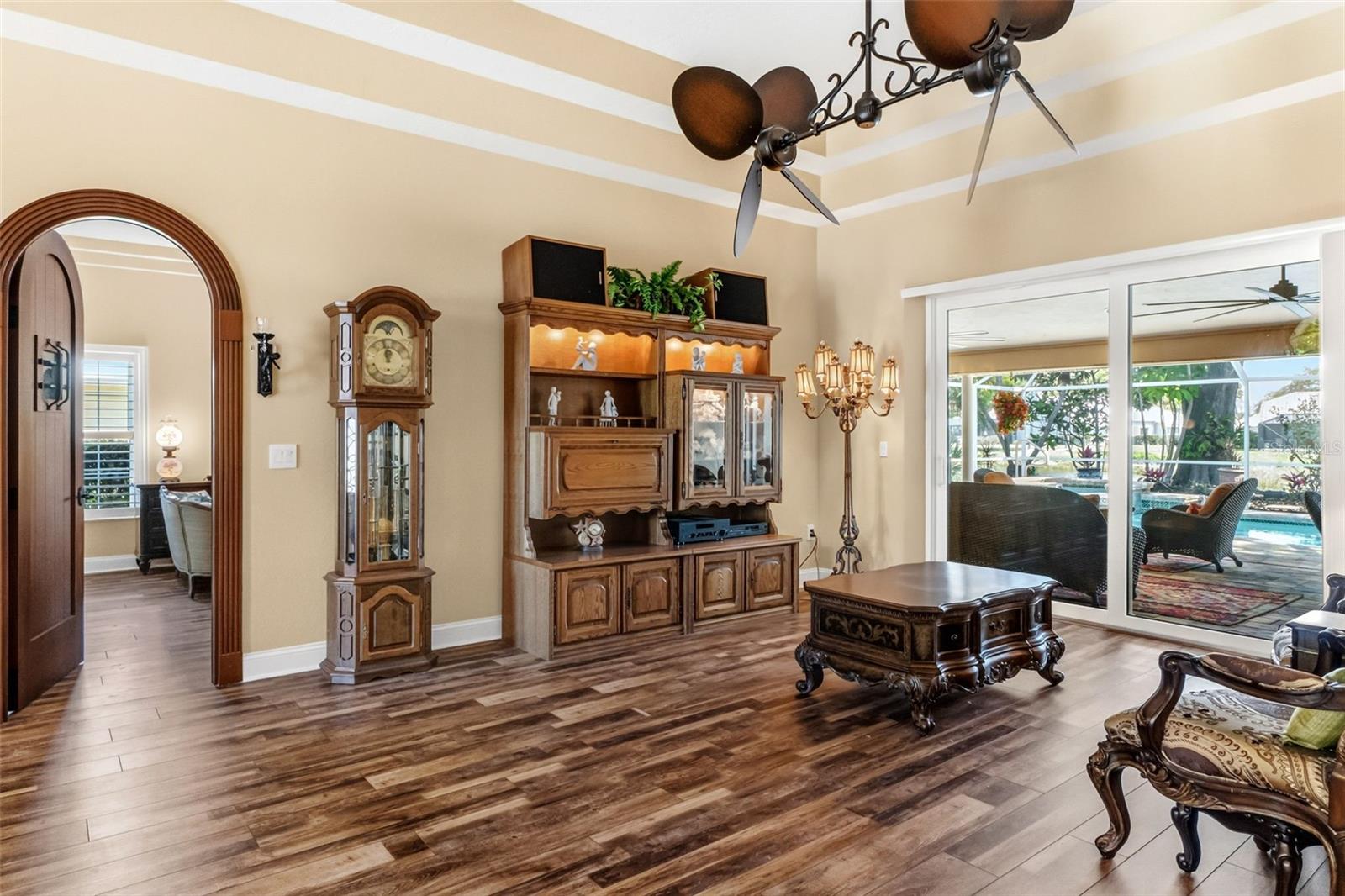 8309 Shadow Pine Way, FL