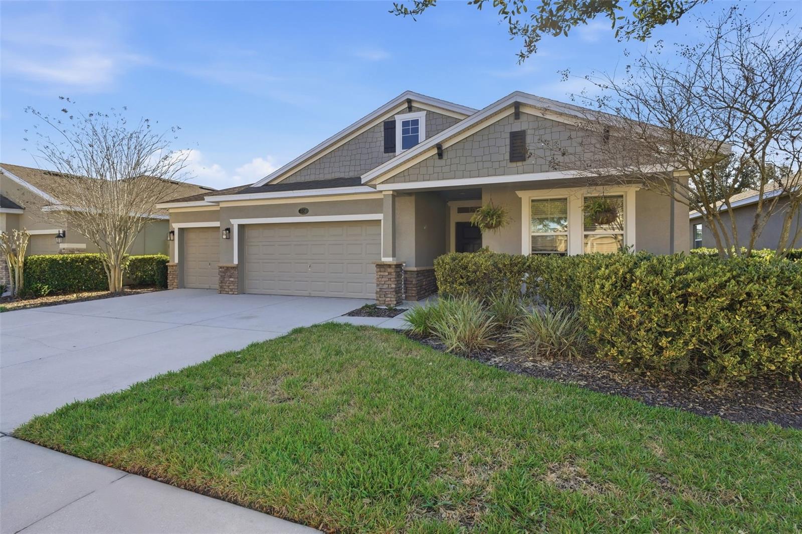 404 Victoria Trails Blvd, FL