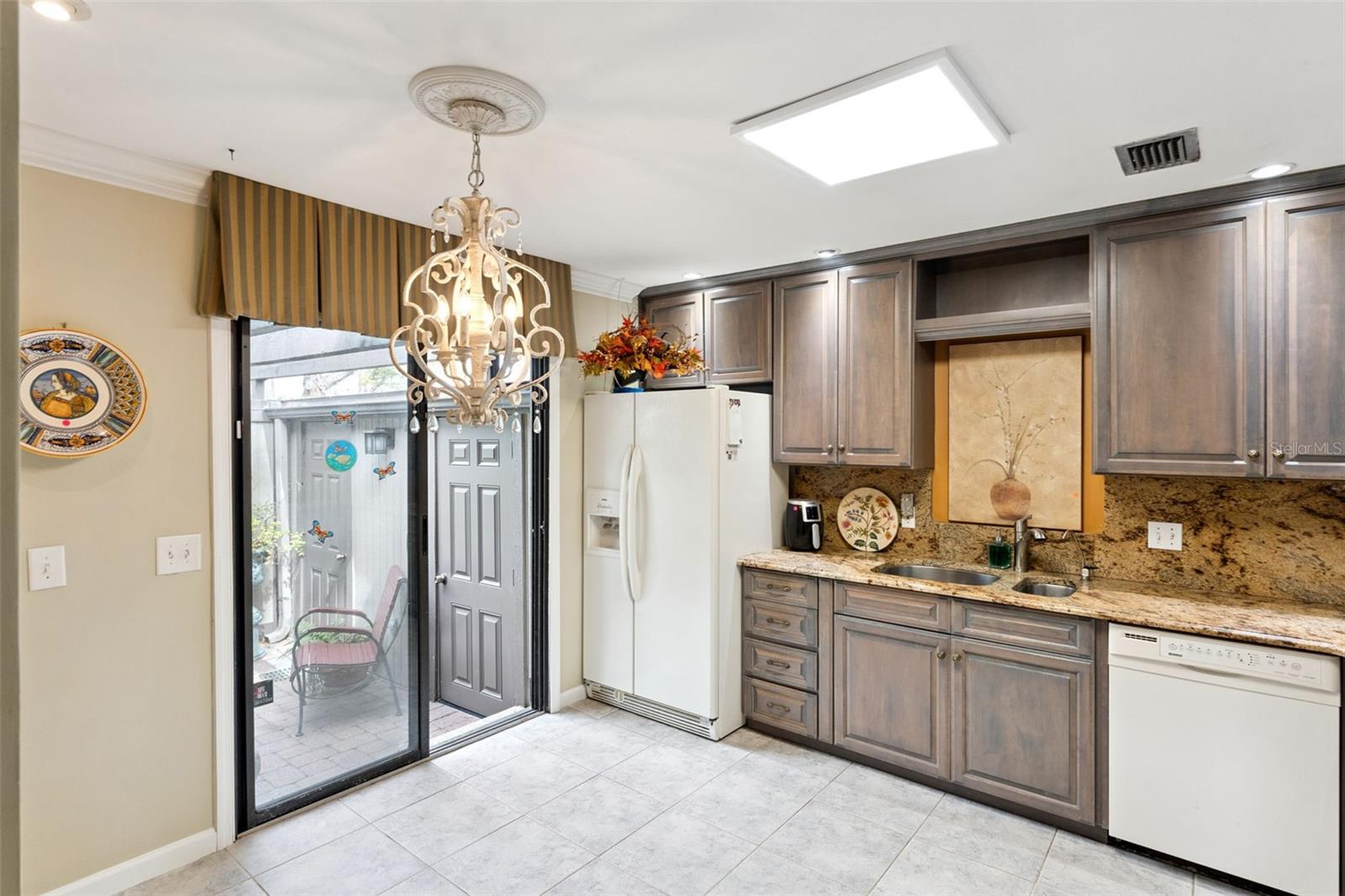 690 Lake Villas Drive, FL