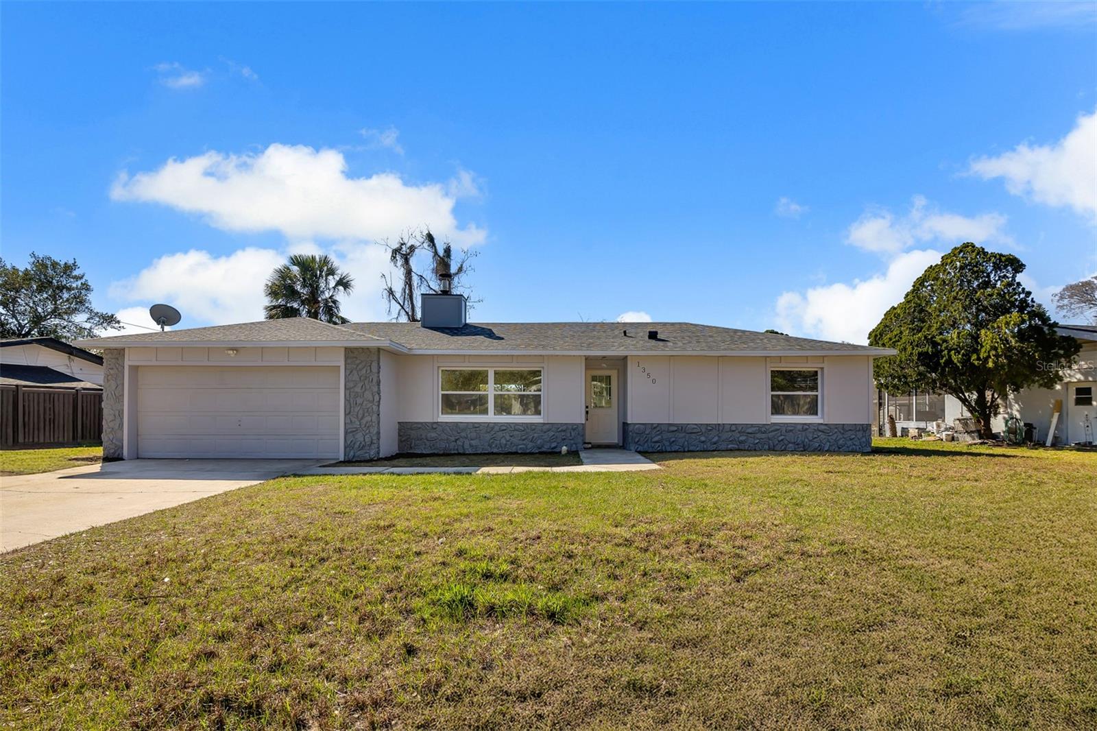 1350 Lake Asher Circle, FL