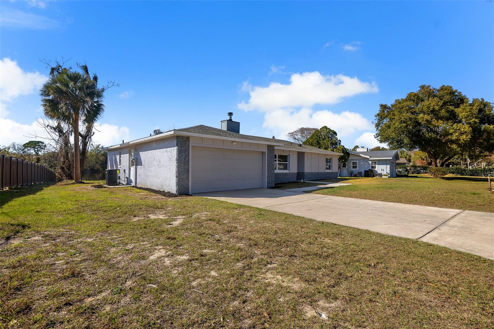 1350 Lake Asher Circle, FL