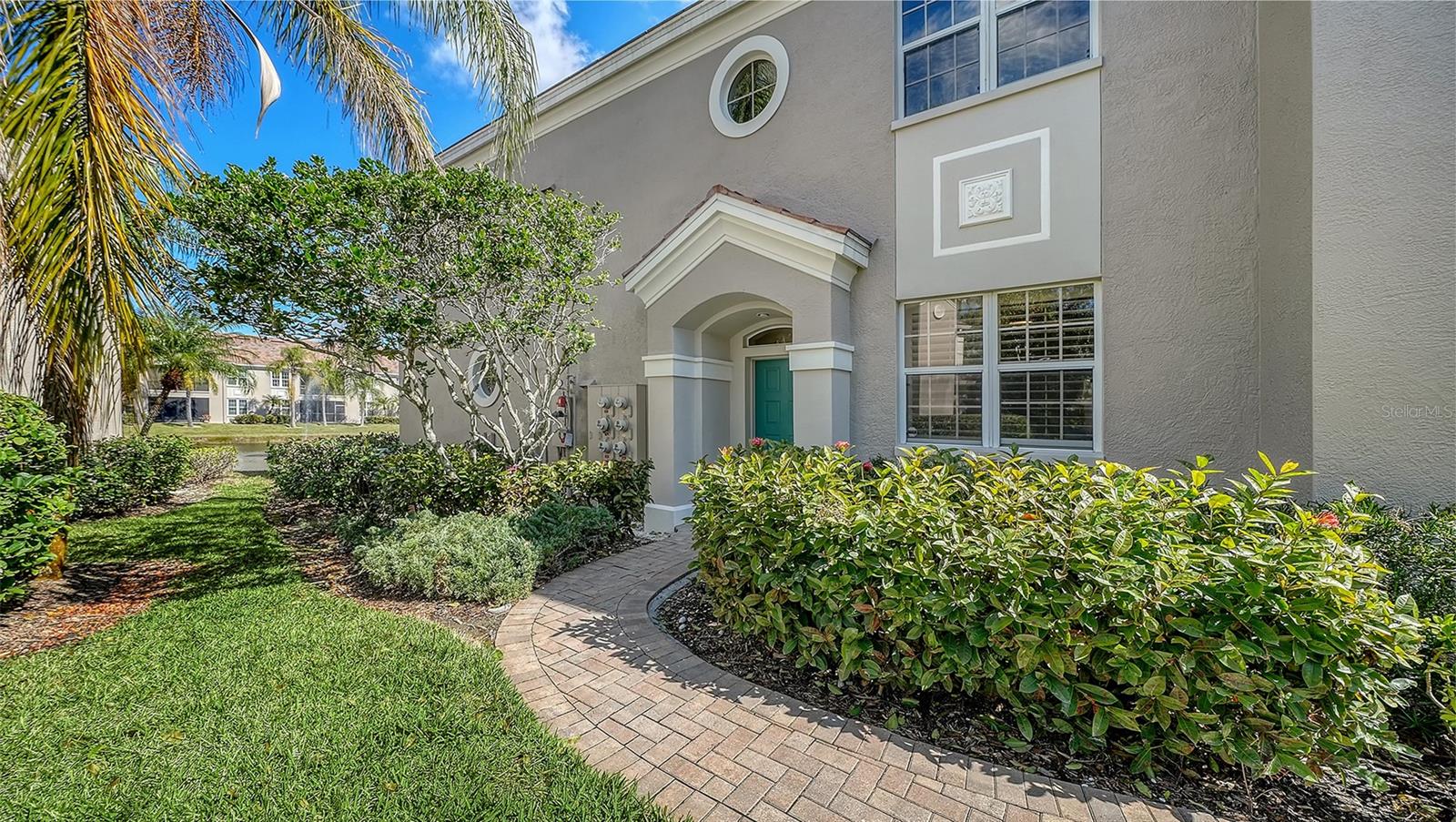 5235 Parisienne Place, FL