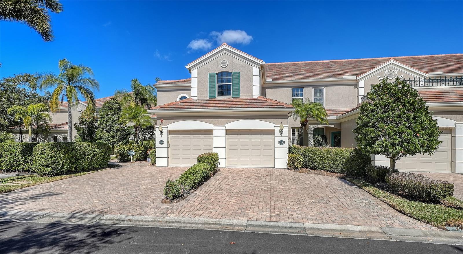 5235 Parisienne Place, FL