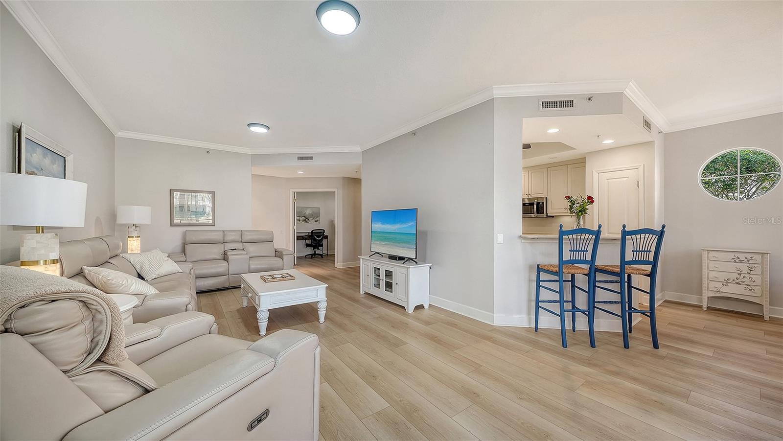 5235 Parisienne Place, FL