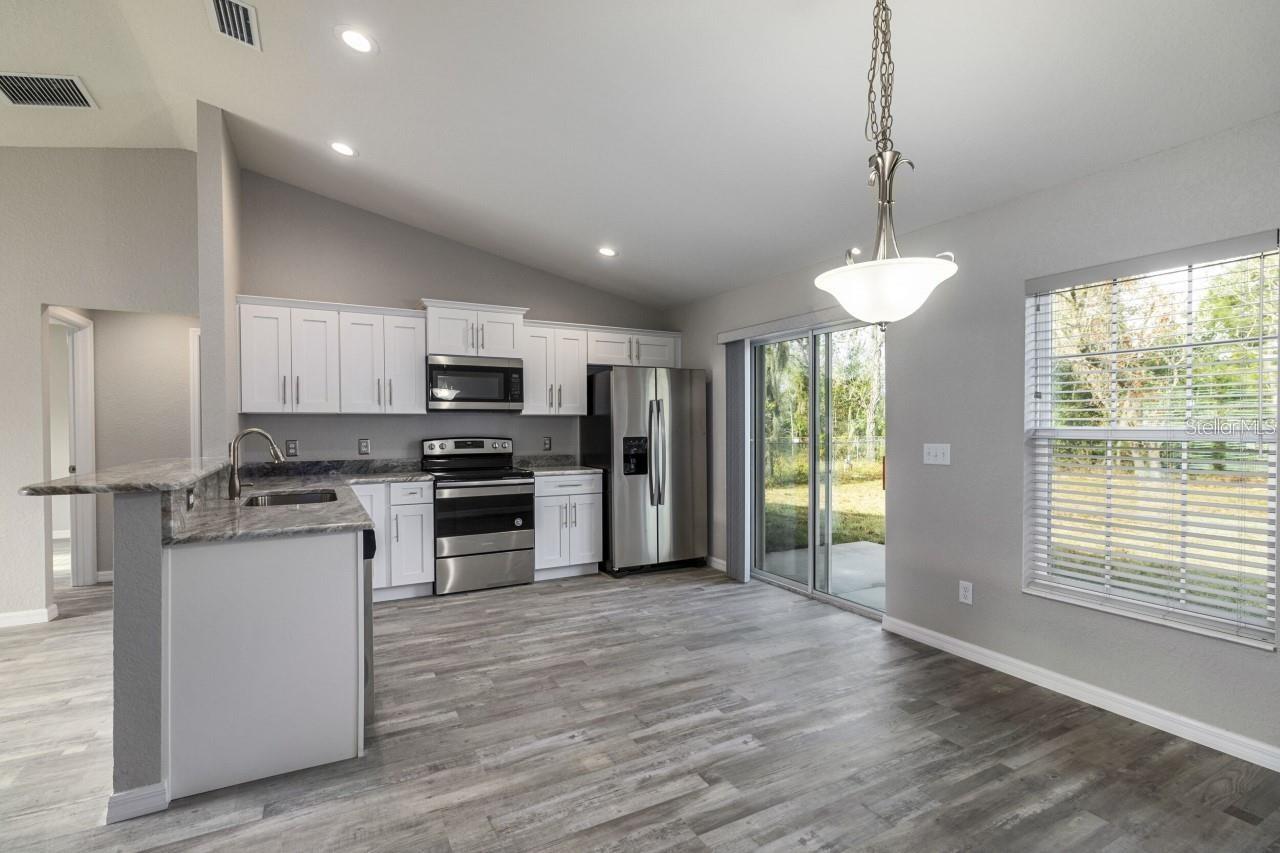 2 Ash Drive, FL