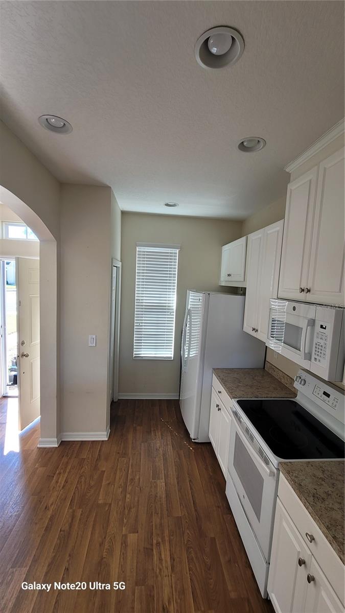 8810 Walnut Gable Court, FL
