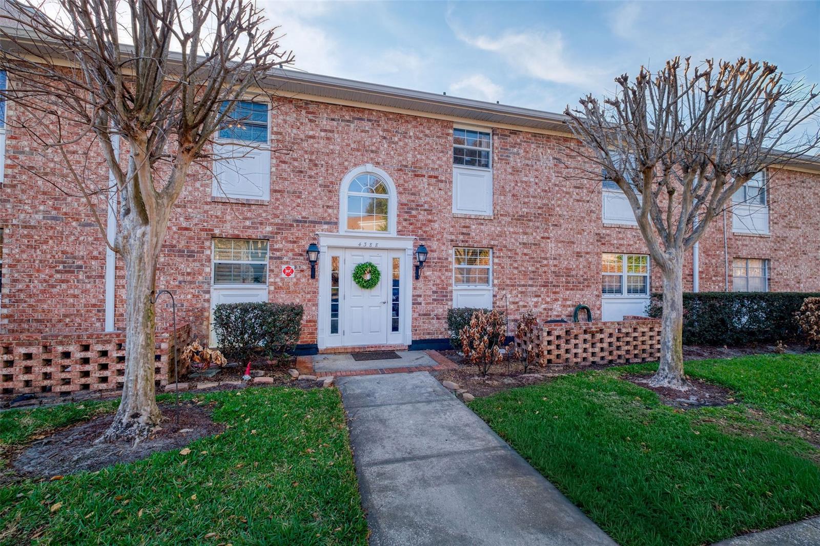 4388 Lake Underhill Road, FL
