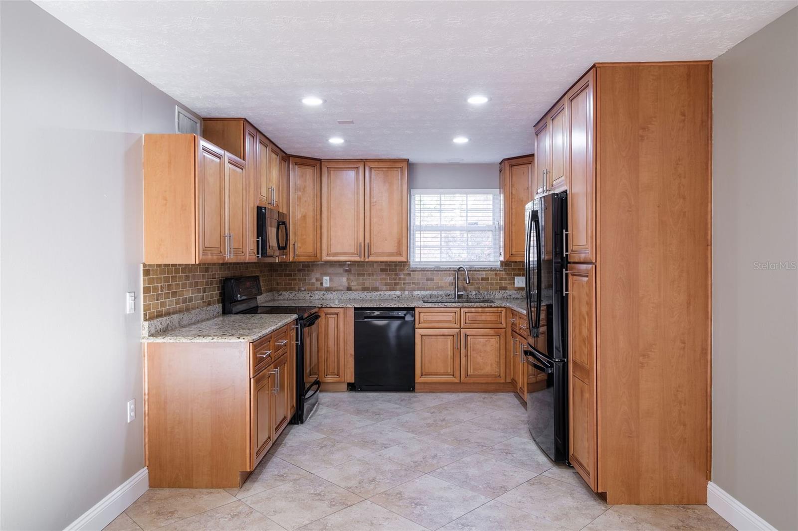 4388 Lake Underhill Road, FL