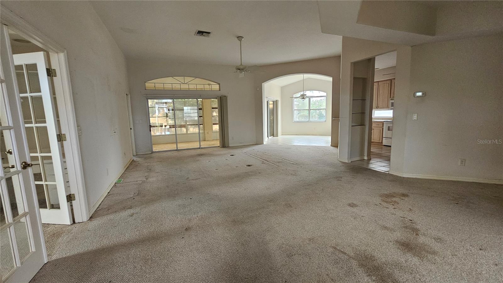 21516 Castle View Court, FL