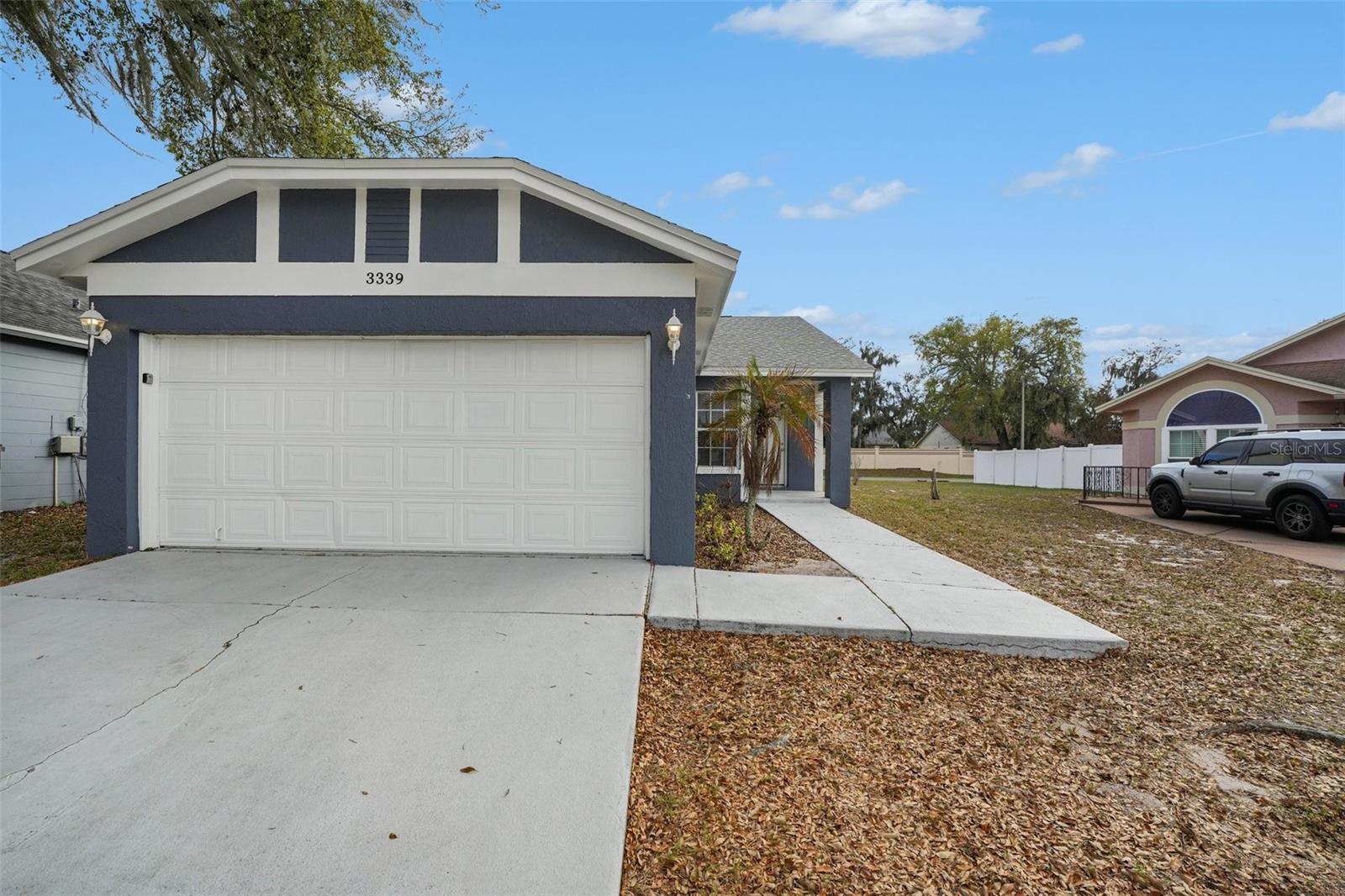 3339 Queens Cove Loop, FL
