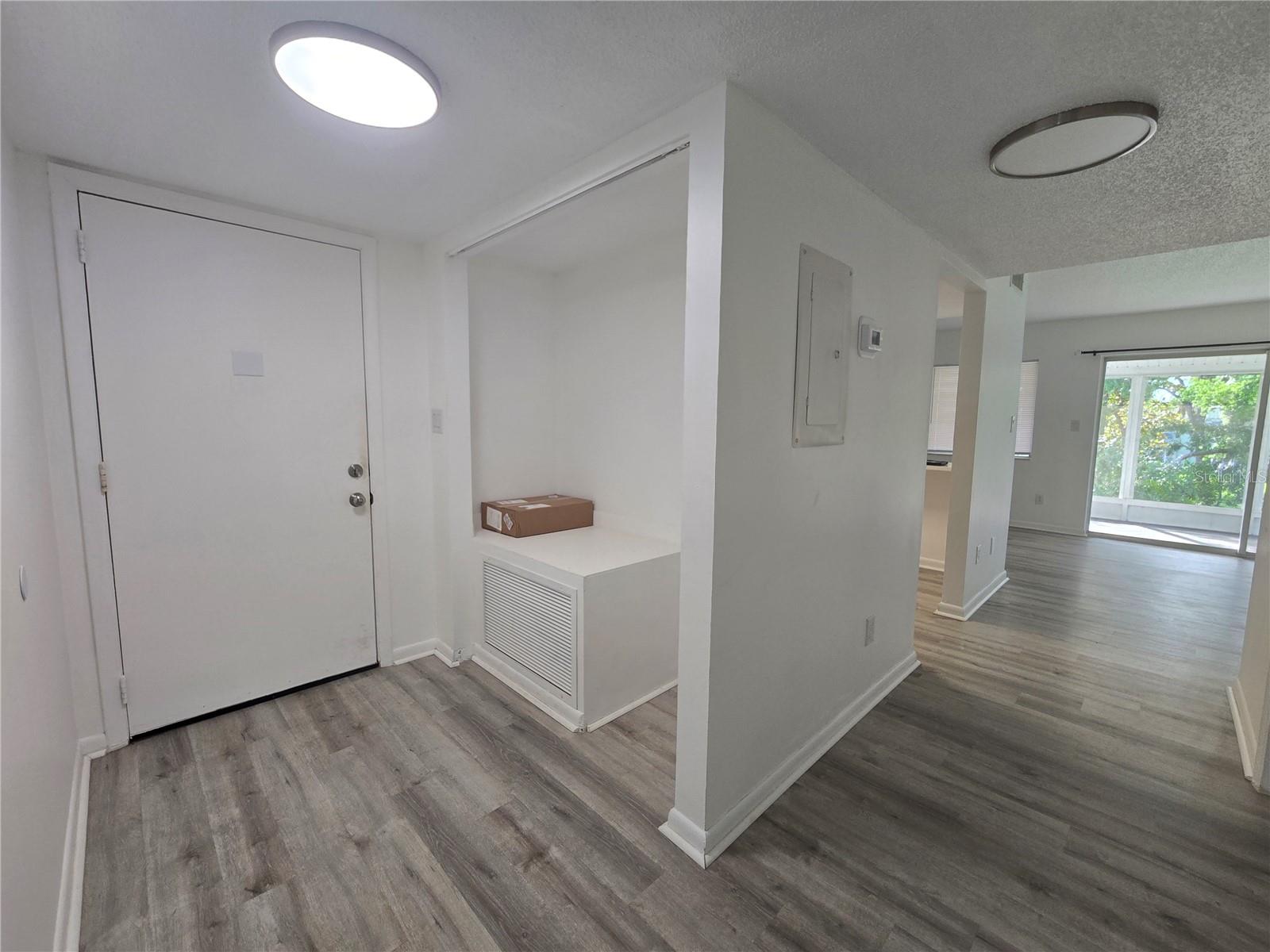 633 Silver Pass, FL