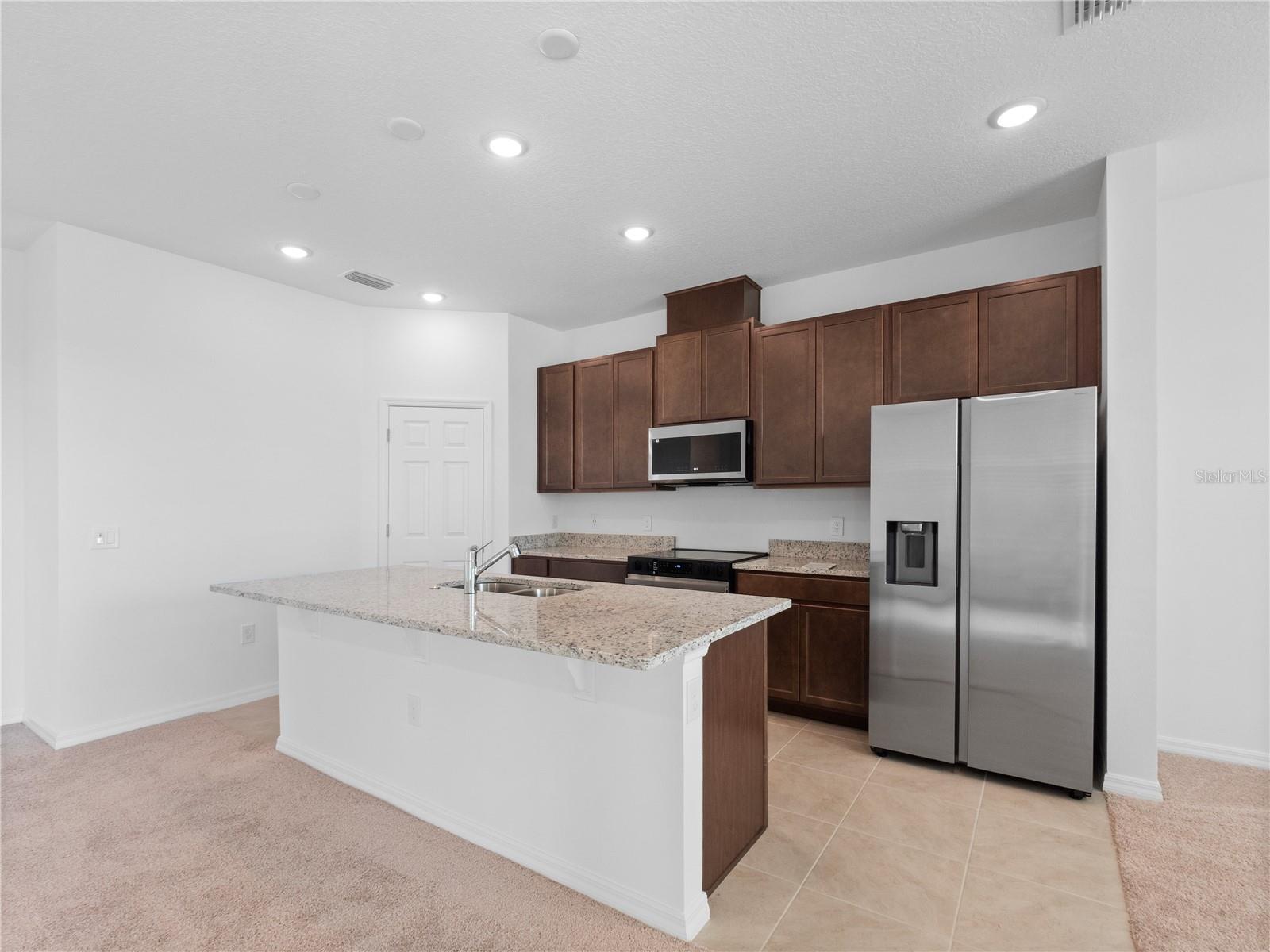 329 Marion Loop, FL